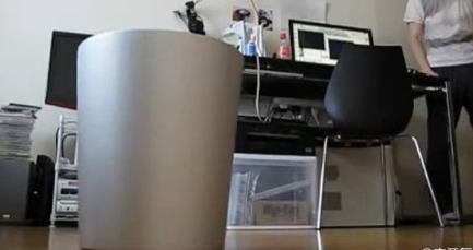 技术改变您的生活：追着垃圾跑的垃圾桶